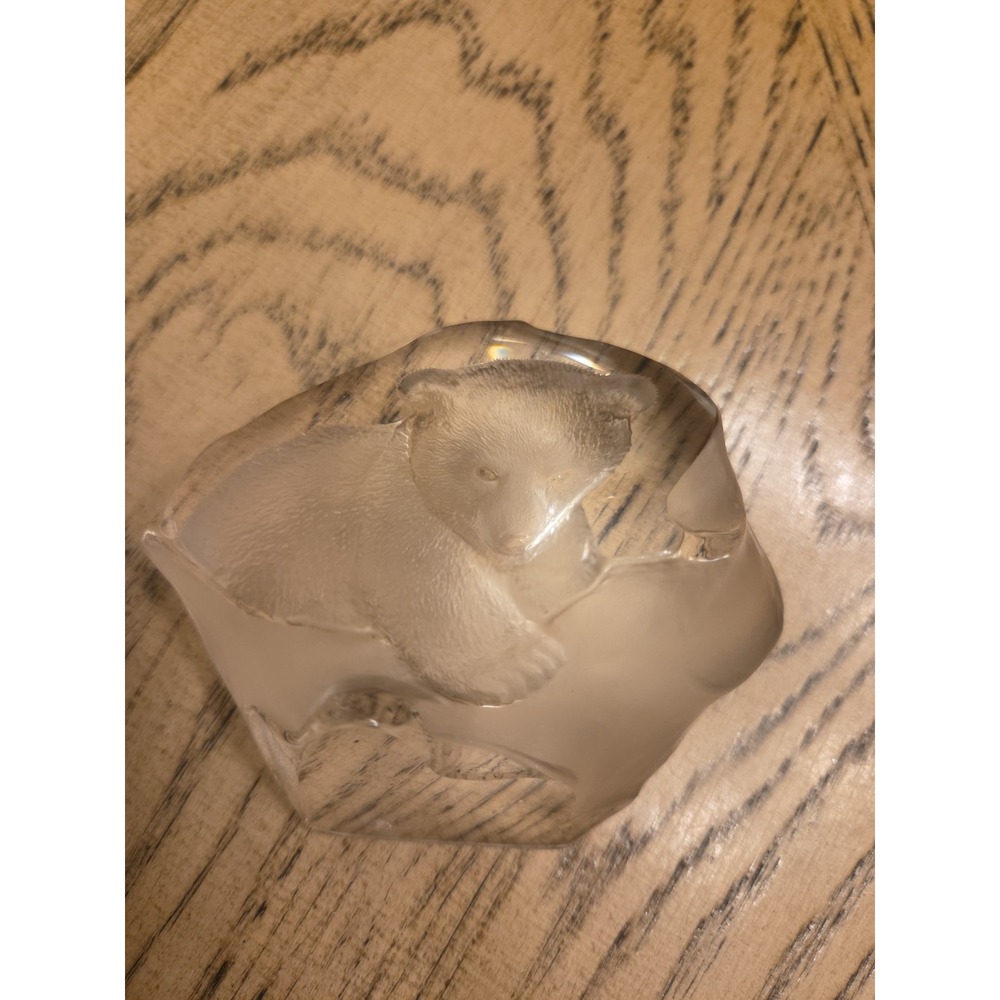 Mats Jonasson Sweden Crystal Bear Sculpture Signed Paper Weight Glass Alaska